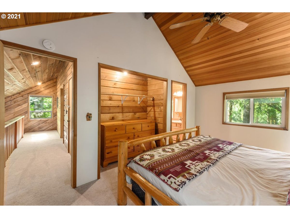 70495 East Terrace Drive Rhododendron, OR 97049 - Photo 22 of 32
