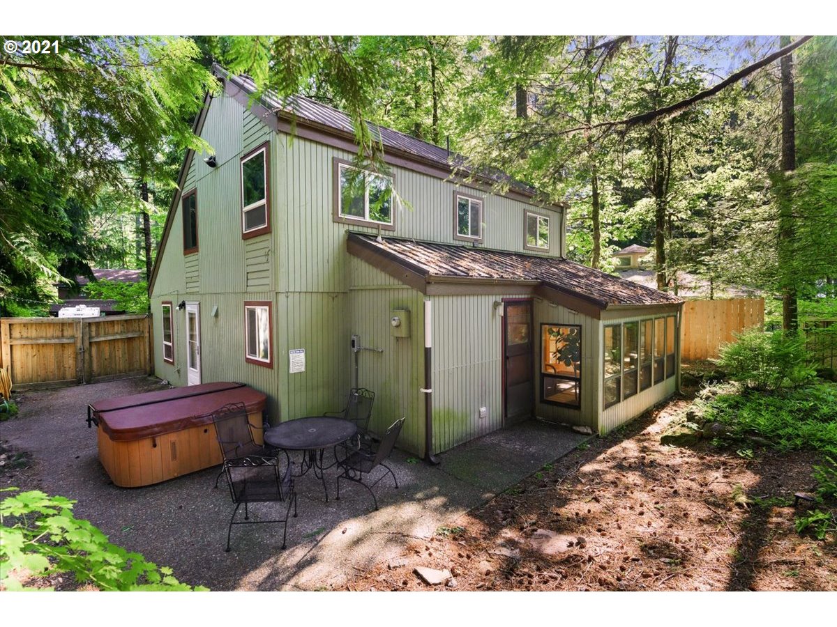 70495 East Terrace Drive Rhododendron, OR 97049 - Photo 27 of 32