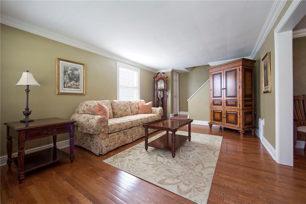 2363 Rose Garden Road Pittsburgh, PA 15220 - Photo 3 of 19 Gallery Image 3