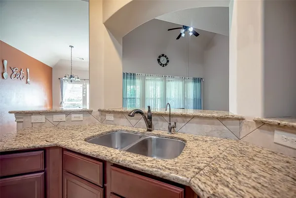 $2,500 | 2211 Argos Drive, Missouri City, TX 77459