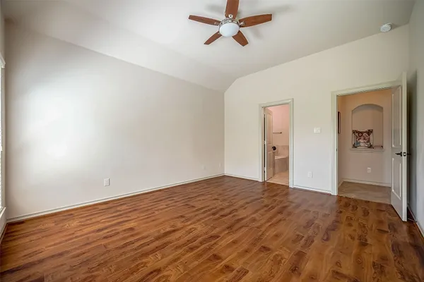 $2,500 | 2211 Argos Drive, Missouri City, TX 77459
