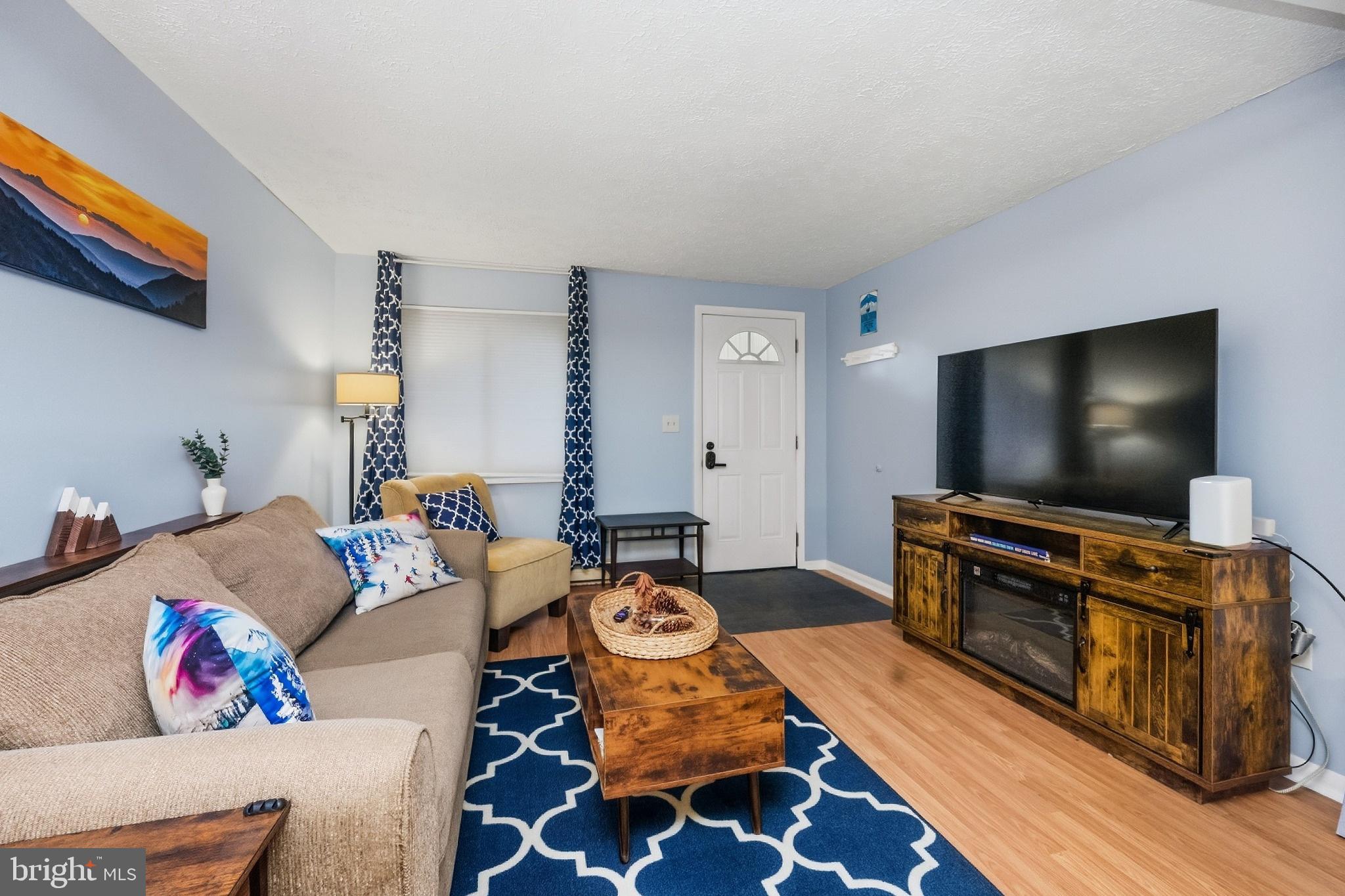1724 Mosser Road, Unit 8 McHenry, MD 21541 - Photo 4 of 32 Gallery Image 4