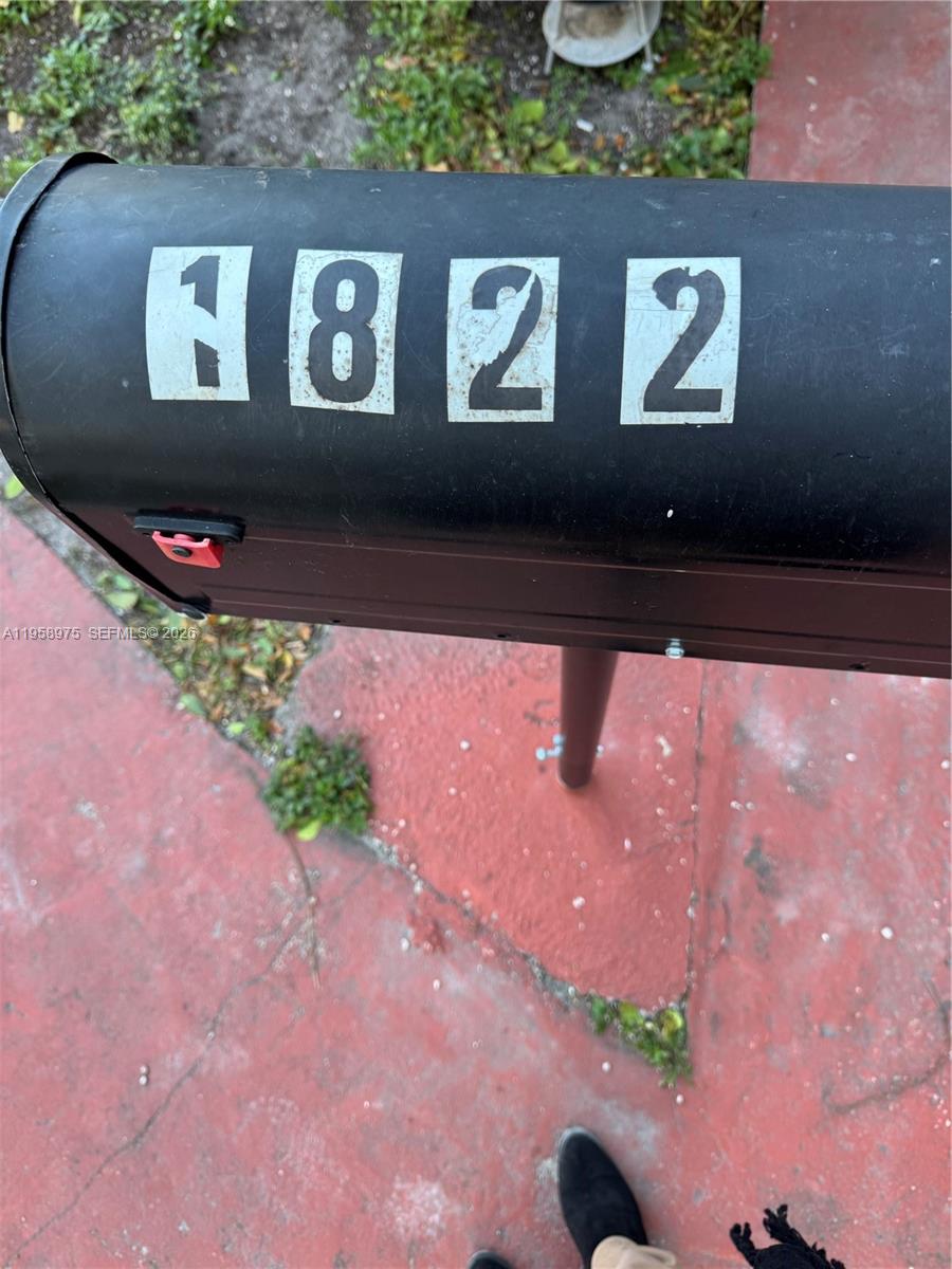 1822 Cleveland Street, Unit 3 Hollywood, FL 33020 - Photo 12 of 35 a view of entryway