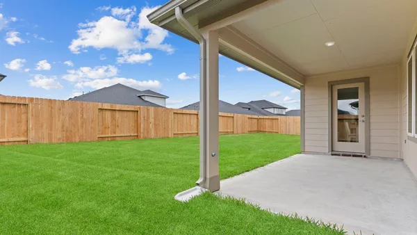$404,990 | 6634 Kingfisher Lane, Beasley, TX 77417