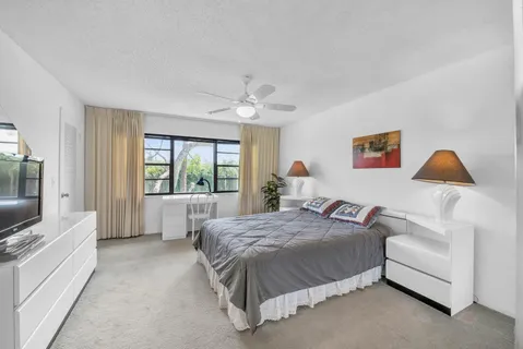 $40,000 | 36 Stratford Lane West, Unit F, Boynton Beach, FL 33436