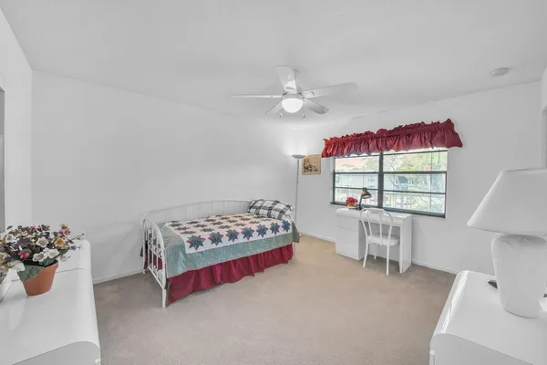 $40,000 | 36 Stratford Lane West, Unit F, Boynton Beach, FL 33436