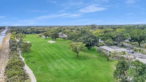 $40,000 | 36 Stratford Lane West, Unit F, Boynton Beach, FL 33436