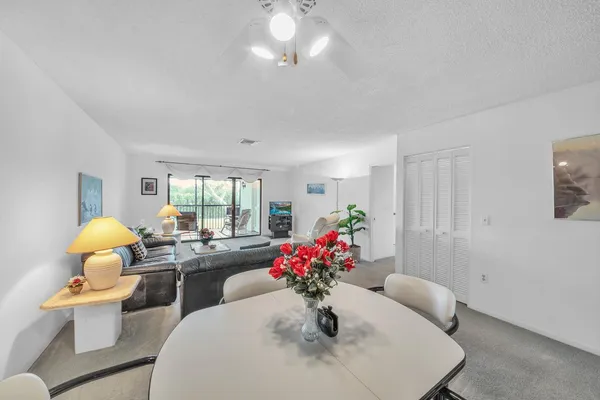 $40,000 | 36 Stratford Lane West, Unit F, Boynton Beach, FL 33436