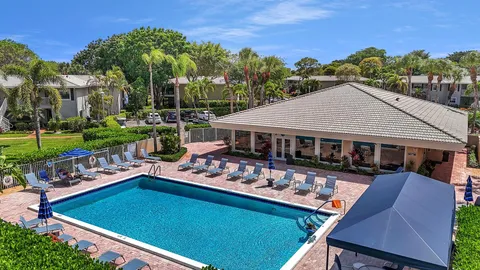 $40,000 | 36 Stratford Lane West, Unit F, Boynton Beach, FL 33436