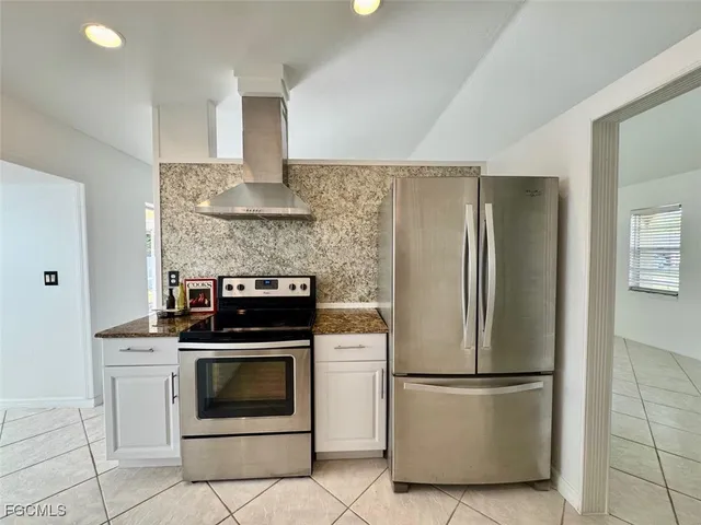 $1,800 | 2306 Northeast 5th Terrace, Cape Coral, FL 33909