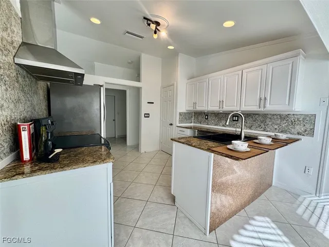 $1,800 | 2306 Northeast 5th Terrace, Cape Coral, FL 33909