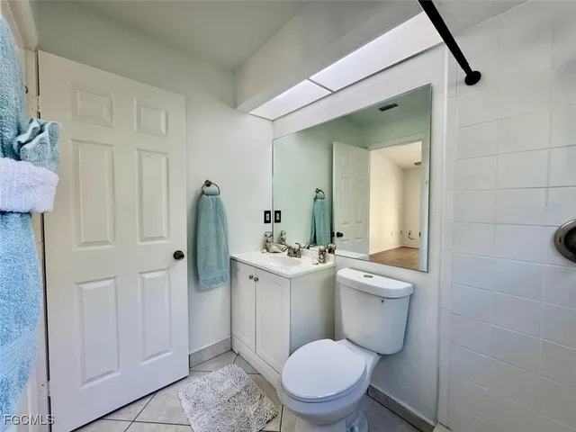 $1,800 | 2306 Northeast 5th Terrace, Cape Coral, FL 33909