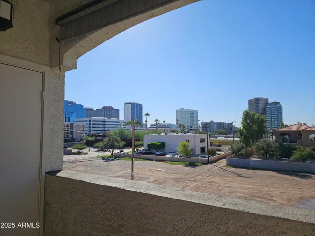 $1,700 | 3302 North 7th Street, Unit 332, Phoenix, AZ 85014