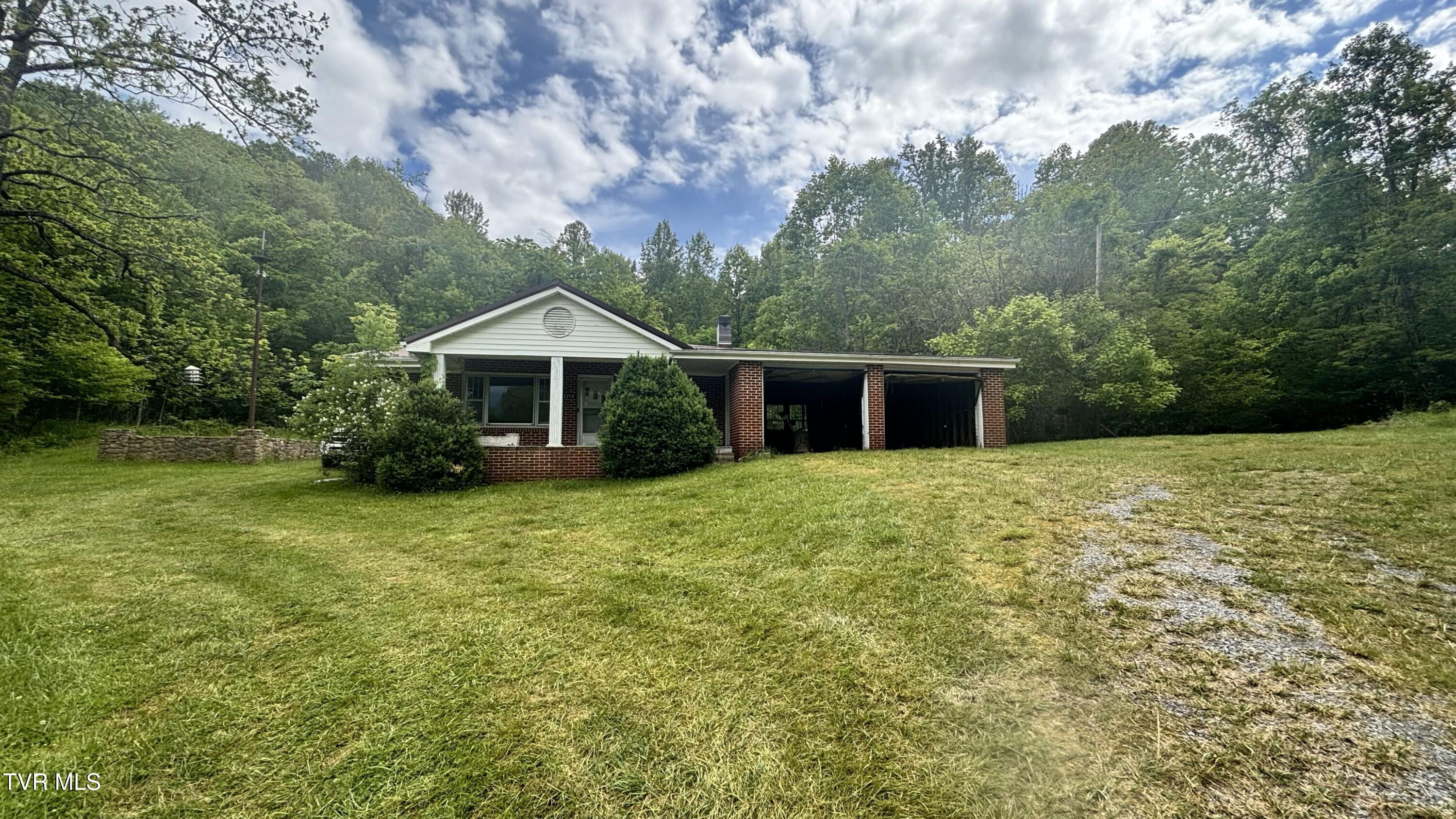 3719 Red Hill Road Gate City, VA 24251 - Photo 31 of 47 IMG_3366