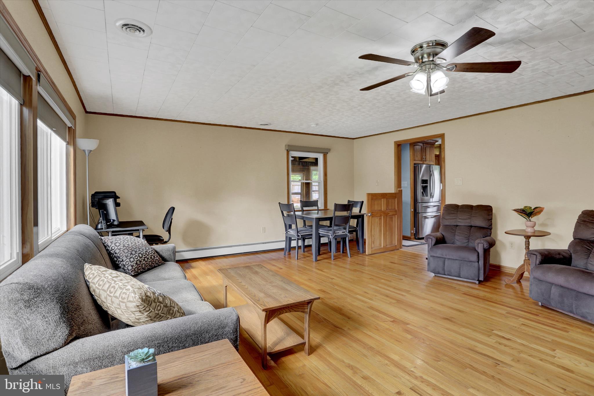 737 Range End Road Dillsburg, PA 17019 - Photo 2 of 40