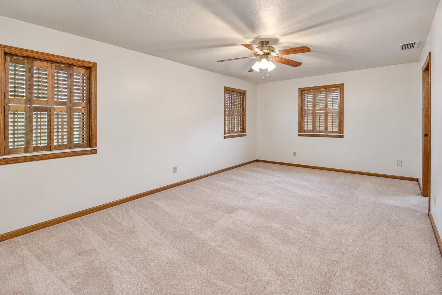 1161 Northwest Jersey Road Madison, FL 32340 - Photo 15 of 33 Gallery Image 15