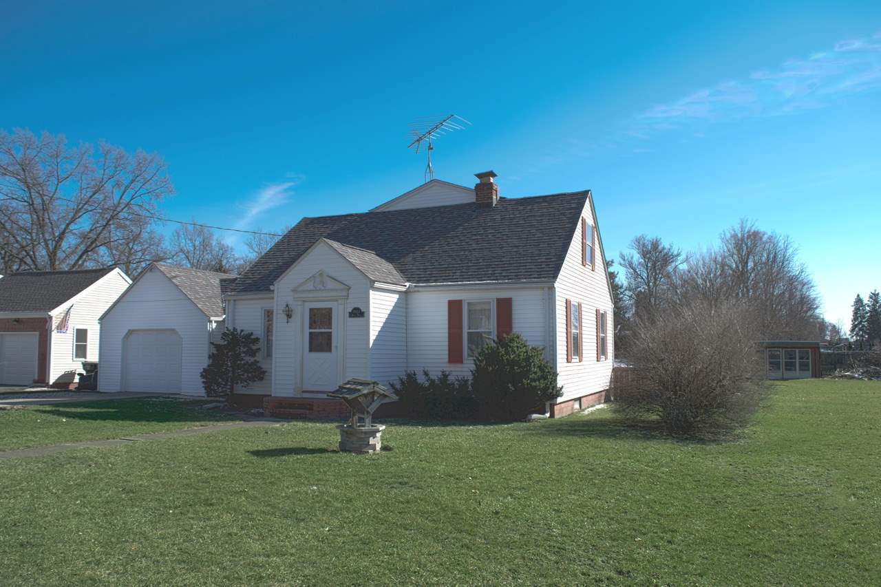 19684 Brick Road South Bend, IN 46637 - Photo 1 of 19 Gallery Image 1