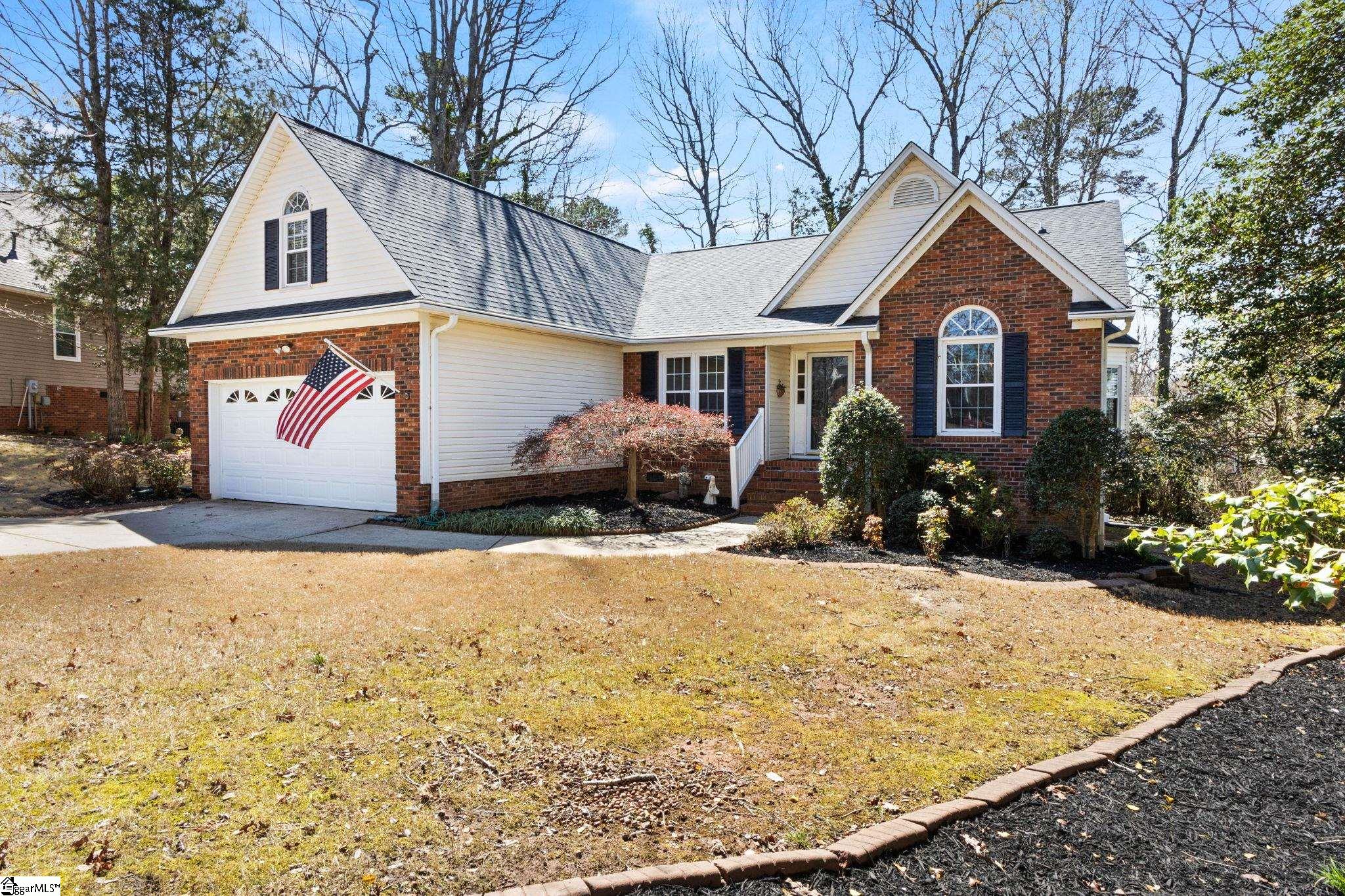 10 Croftstone Court Mauldin, SC 29662 - Photo 3 of 35