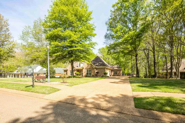 $599,900 | 245 Forest Glade Cove, Eads, TN 38028