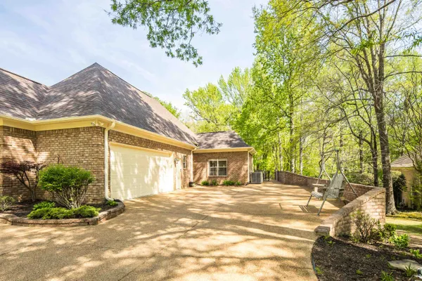 $599,900 | 245 Forest Glade Cove, Eads, TN 38028