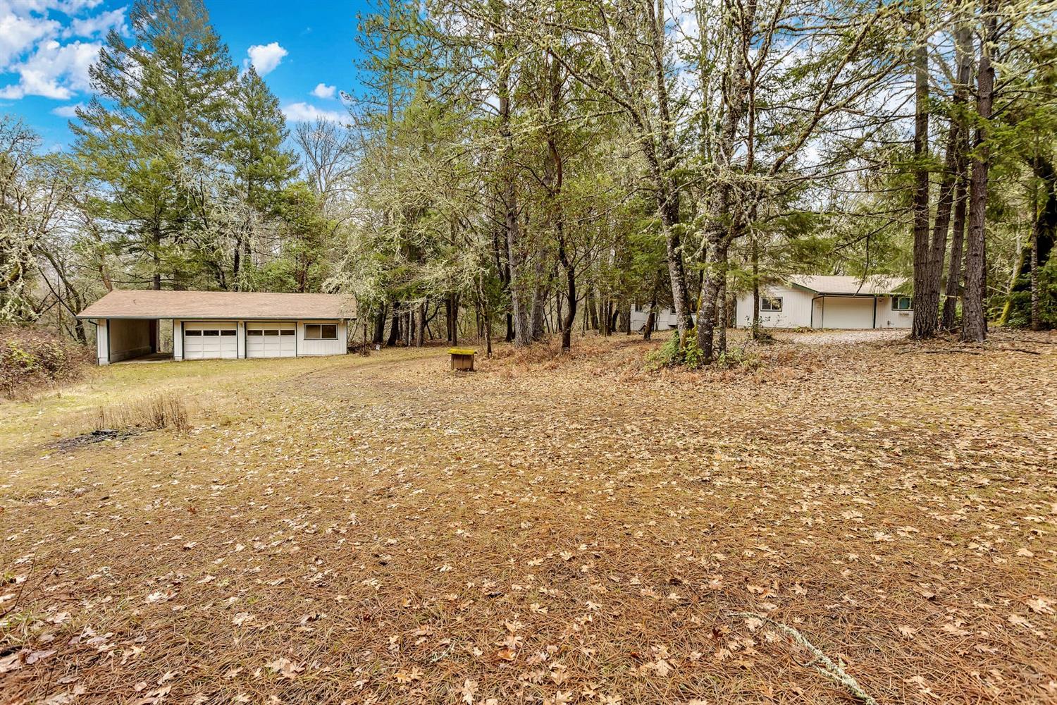 2475 Southside Road Grants Pass, OR 97527 - Photo 1 of 32 Primary Photo