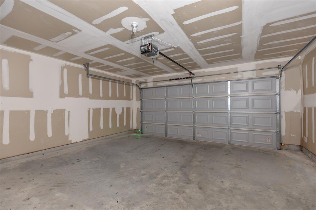 3933 Rimfire Road Waco, TX 76705 - Photo 22 of 27 a view of an empty room