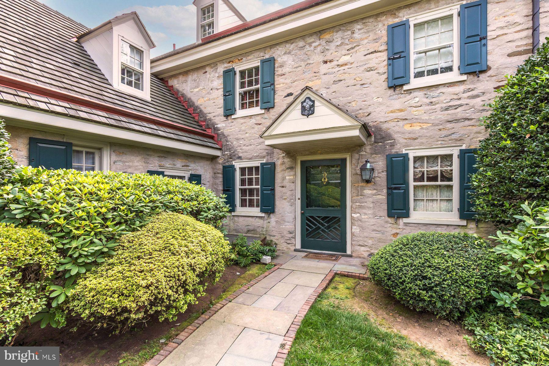 711 Washington Lane Rydal, PA 19046 - Photo 3 of 27 Gallery Image 3