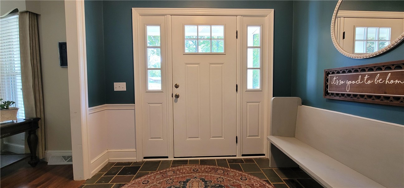2803 Woodridge Drive Anderson, SC 29621 - Photo 2 of 24