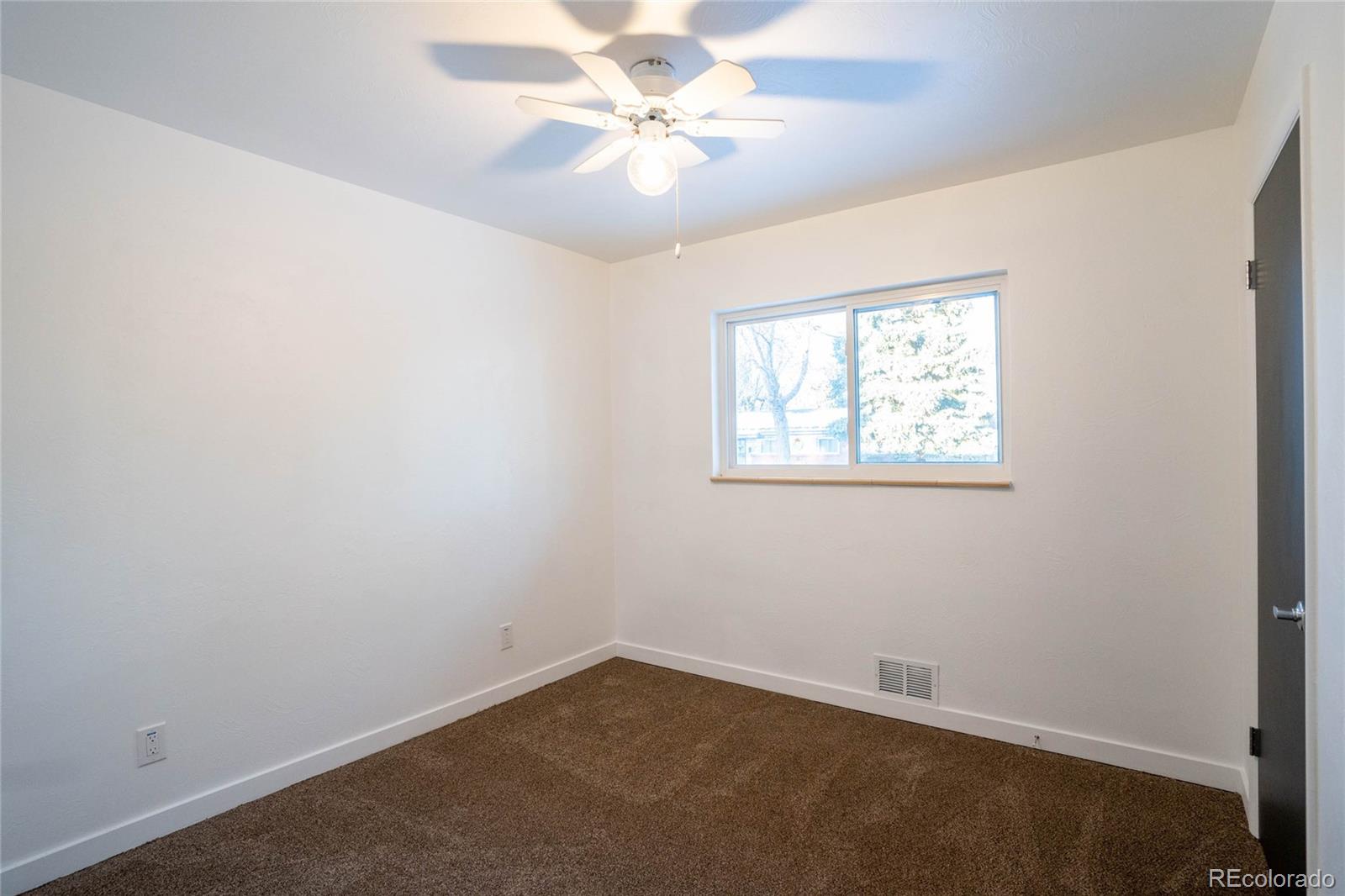 6308 Jellison Way Arvada, CO 80004 - Photo 13 of 40