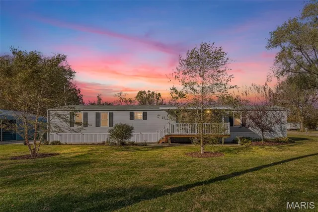 $135,000 | 1525 Alvina Drive, Dupo, IL 62239