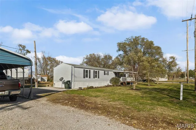 $135,000 | 1525 Alvina Drive, Dupo, IL 62239