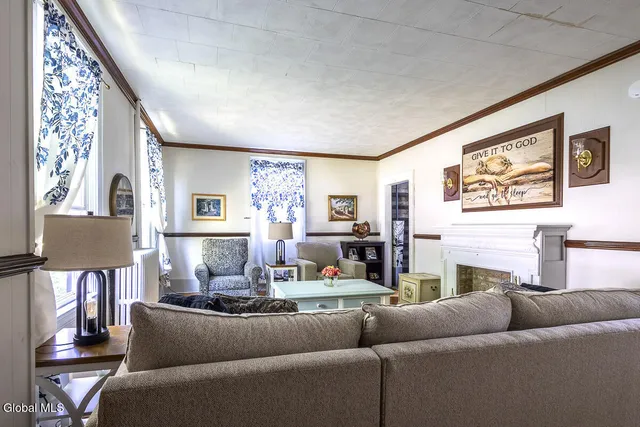 $265,000 | 21 Main Street, Rexford, NY 12148