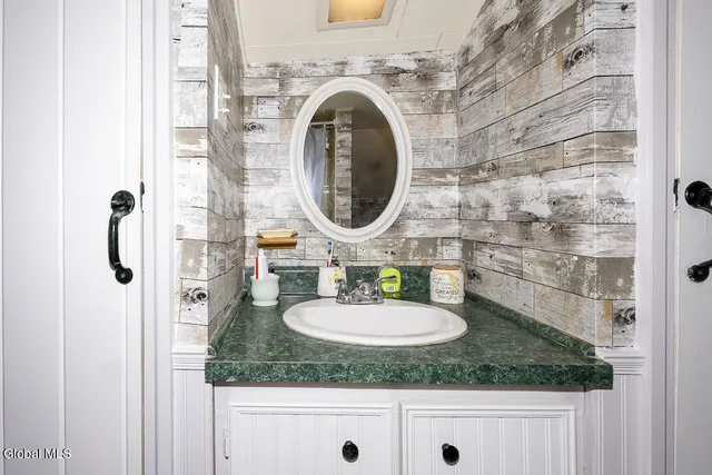 $265,000 | 21 Main Street, Rexford, NY 12148