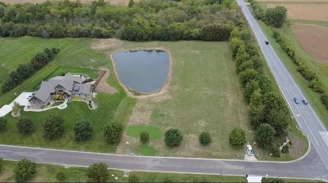 $165,000 | 27506 Oakhaven Drive, Greenwood, MO 64034