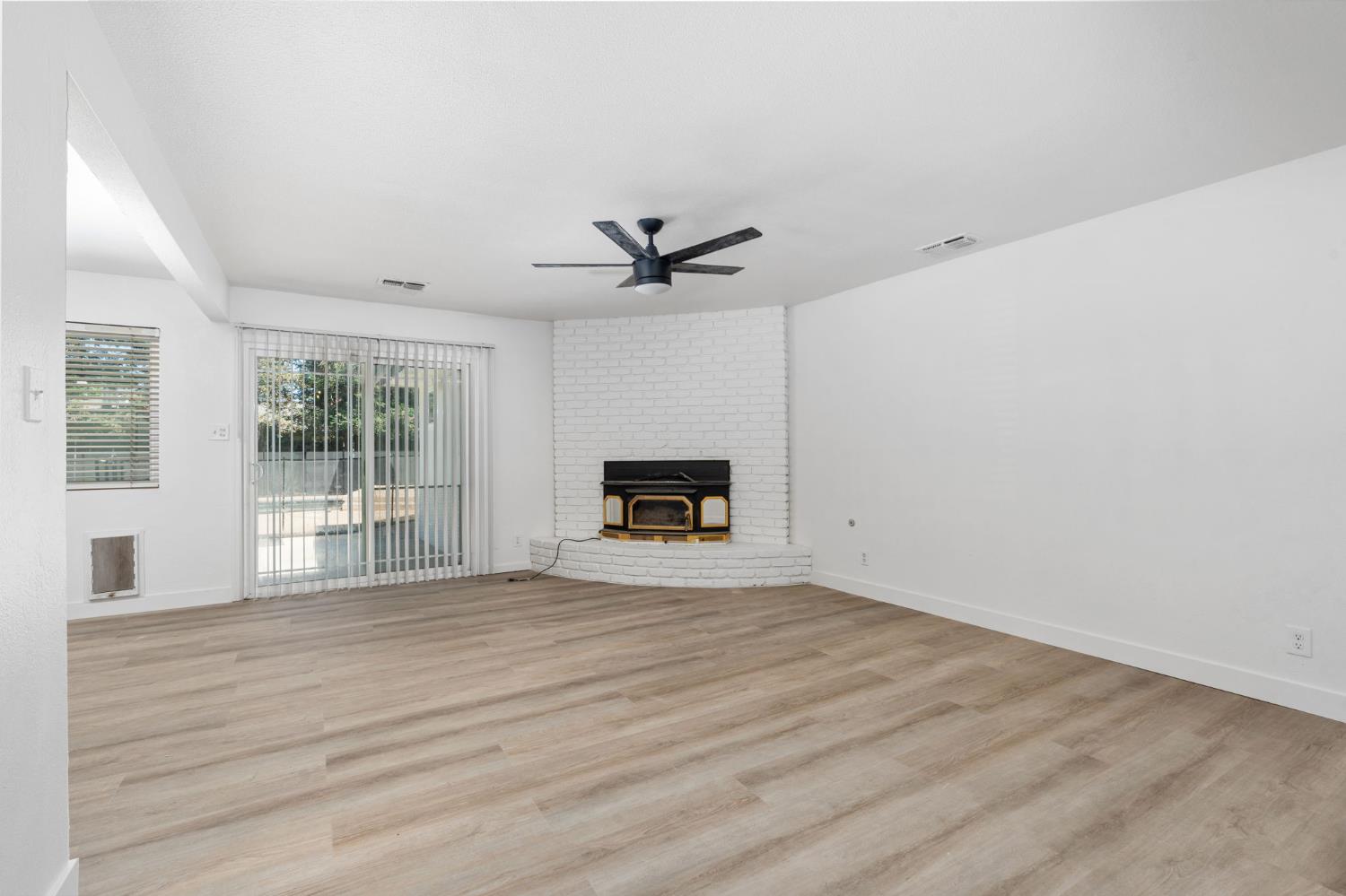 1284 North Riverview Avenue Reedley, CA 93654 - Photo 10 of 40