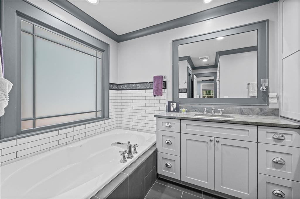 2245 Vistamont Drive Decatur, GA 30033 - Photo 20 of 32
