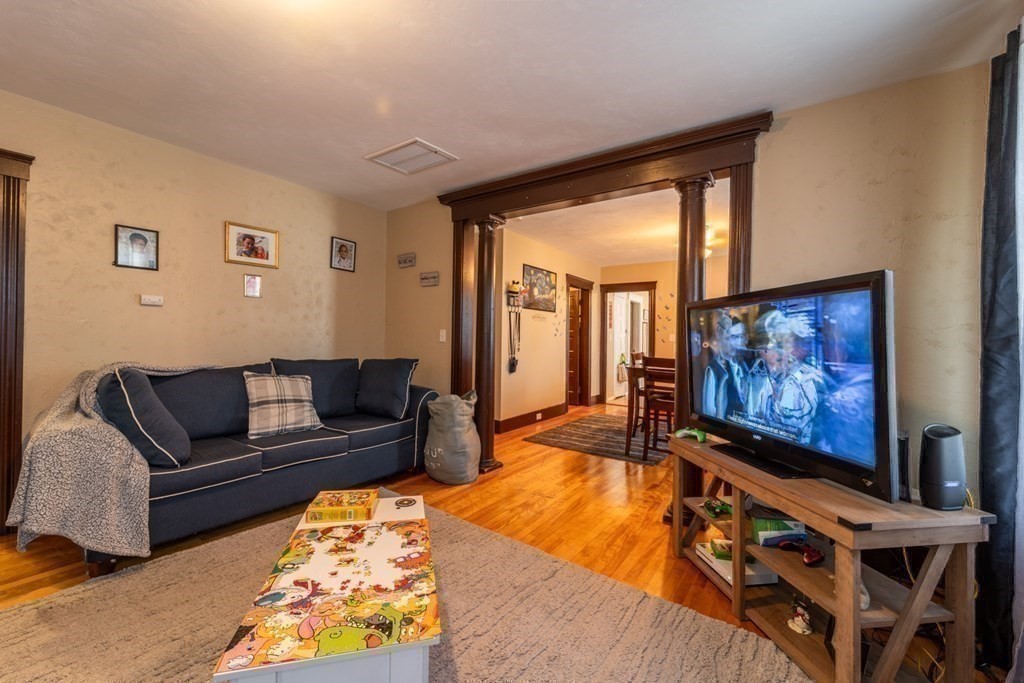 4 Arthur Street Worcester, MA 01604 - Photo 20 of 39