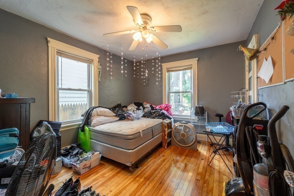 4 Arthur Street Worcester, MA 01604 - Photo 29 of 39