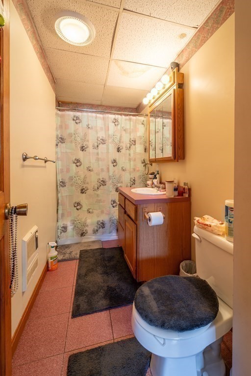 4 Arthur Street Worcester, MA 01604 - Photo 30 of 39