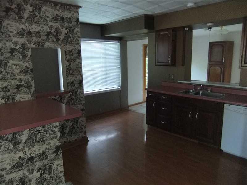 2709 Darlington Road Beaver Falls, PA 15010 - Photo 7 of 21 Kitchen.