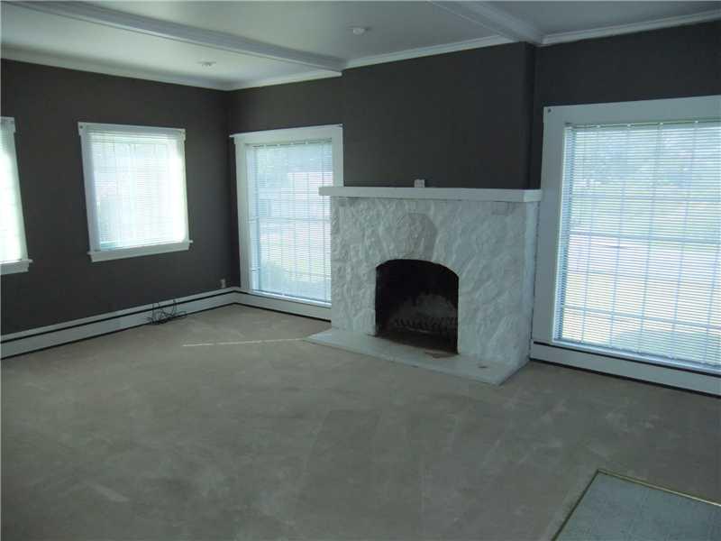 2709 Darlington Road Beaver Falls, PA 15010 - Photo 8 of 21 Family Room.
