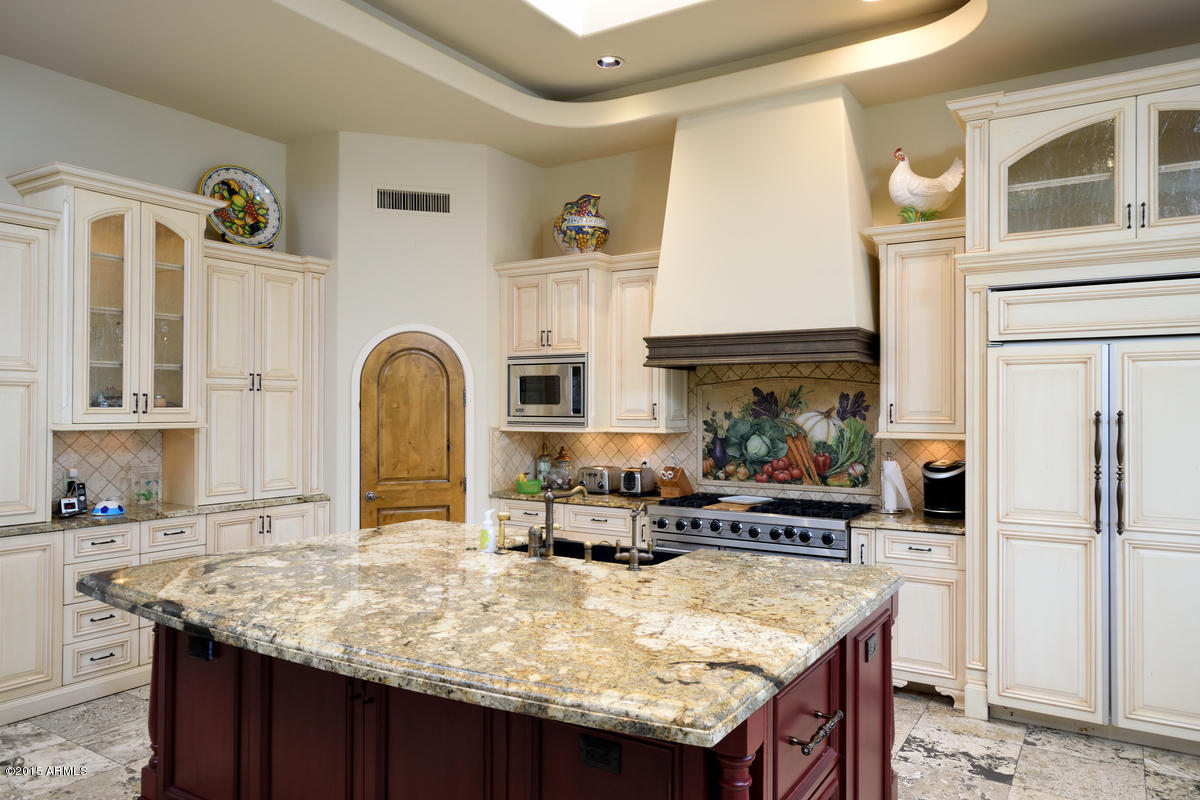 6480 East Stallion Road Paradise Valley, AZ 85253 - Photo 4 of 13 Kitchen