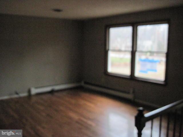 43379 Medleys Neck Road Leonardtown, MD 20650 - Photo 11 of 21 Living Room