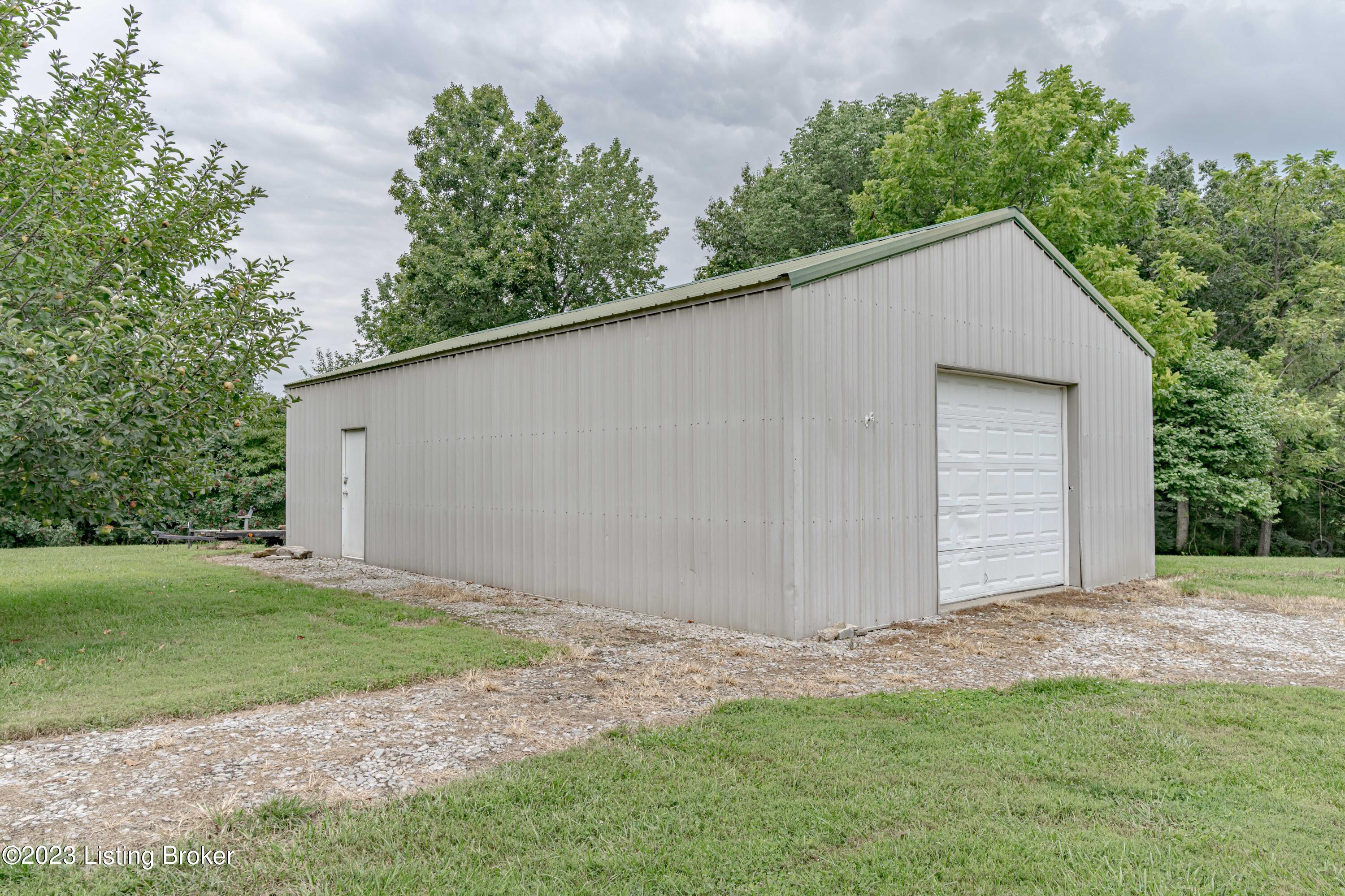 292 Stoneview Church Road Leitchfield, KY 42754 - Photo 60 of 73 DSC05135