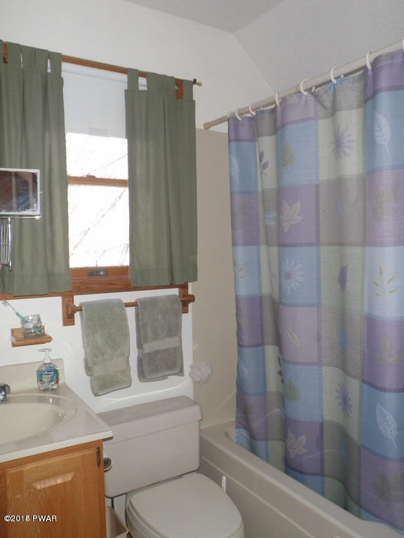 127 Rabbit Run Milford, PA 18337 - Photo 23 of 26 Gallery Image 23