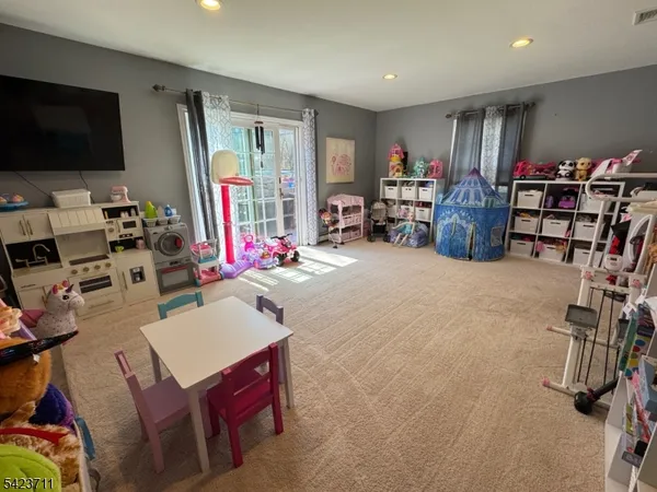 $560,000 | 33 Woodsedge Avenue, Budd Lake, NJ 07828