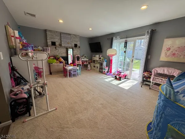 $560,000 | 33 Woodsedge Avenue, Budd Lake, NJ 07828