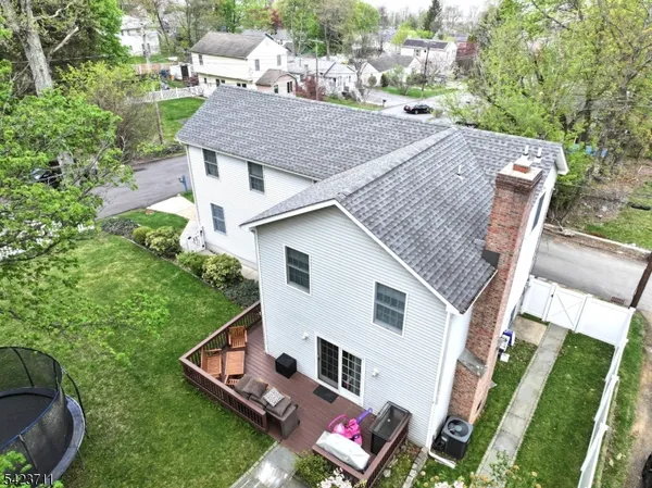 $560,000 | 33 Woodsedge Avenue, Budd Lake, NJ 07828