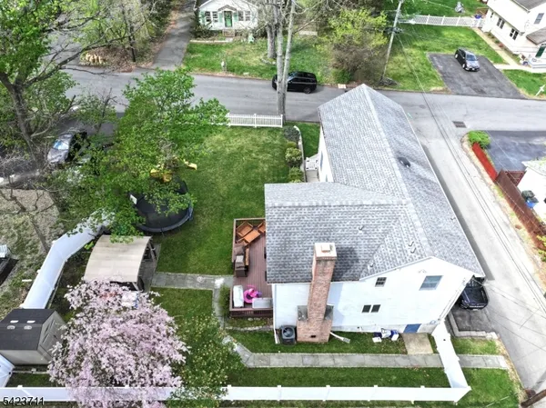 $560,000 | 33 Woodsedge Avenue, Budd Lake, NJ 07828