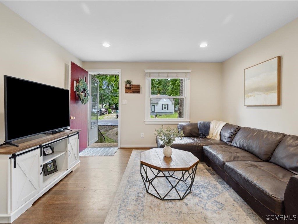 901 Clauson Road Richmond, VA 23227 - Photo 5 of 25 Gallery Image 5